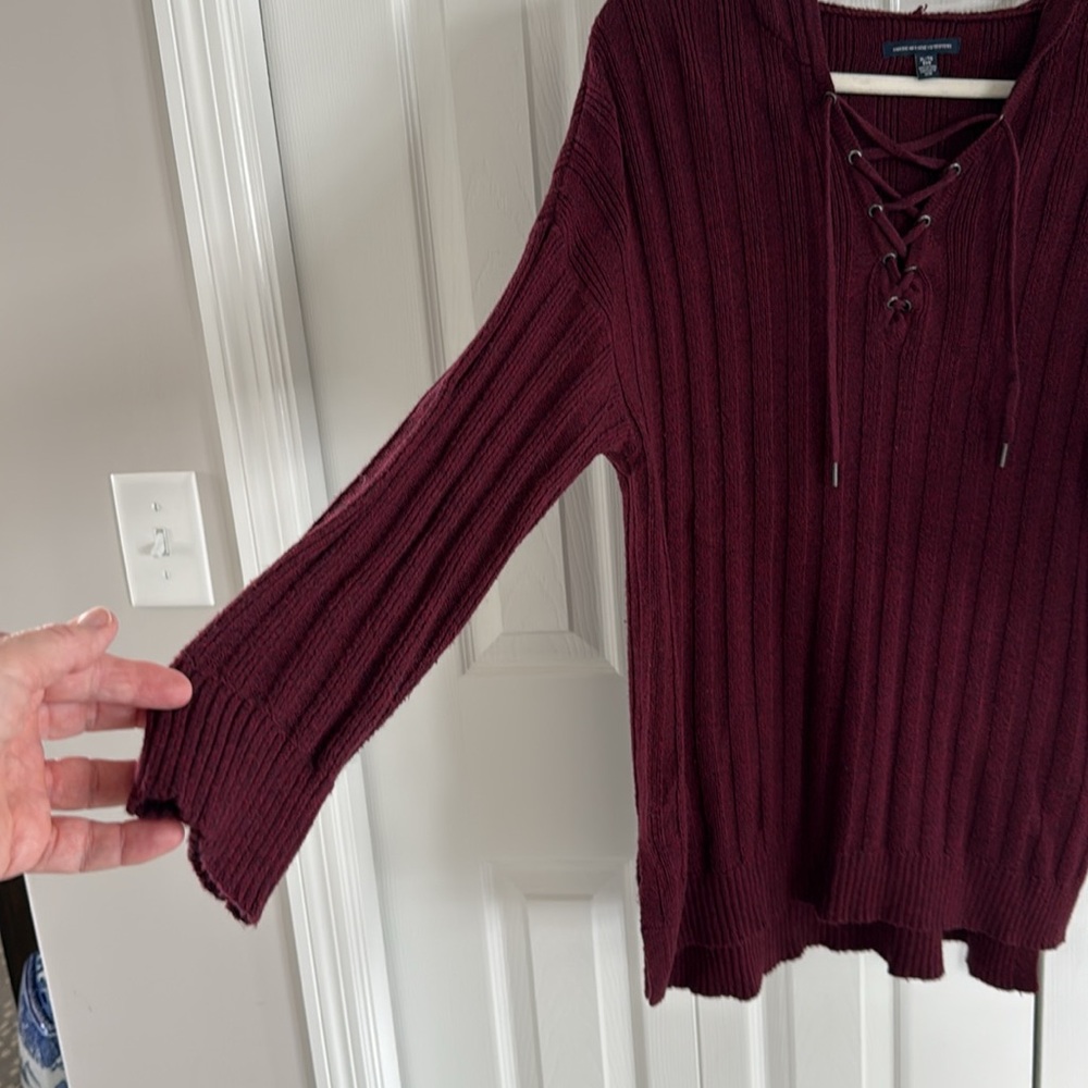 American Eagle Outfitters Burgundy Pullover Hooded Sweater-Lace-Up V-Neck - XL - Picture 4 of 10